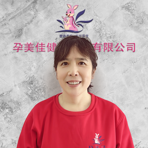 孕美(měi)佳職業(yè)月(yuè)嫂-張家(jiā)祥
